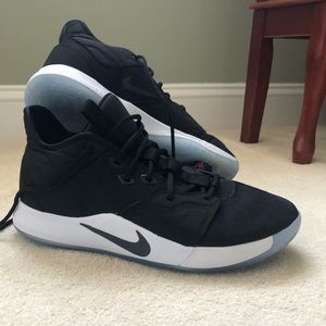 Like New anime PGIII Basketball Shoes